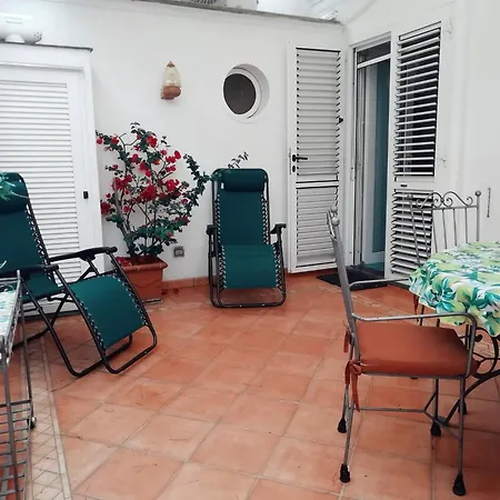 2 Con Terrazza Appartamento *