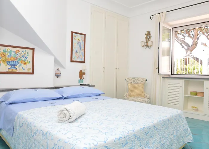 Center Augusto Park Κάπρι